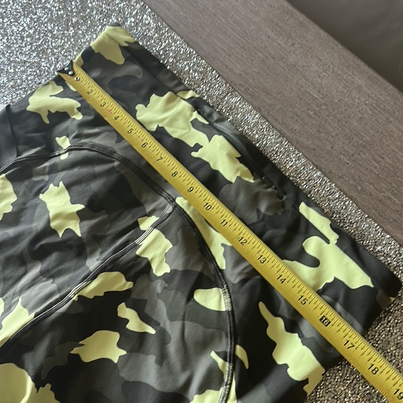 Lululemon Swift Speed HR Tight 28 Legging size 14 XL NEW CAMO workout leggings - Picture 4 of 5